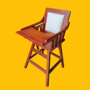 silla pollería roja urbana